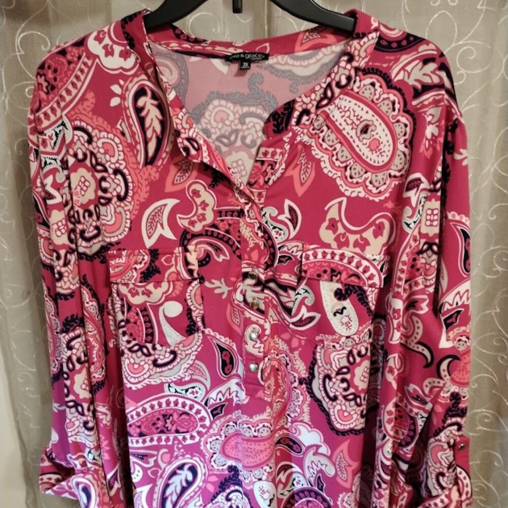 Ava & Grace Woman Paisely Top in Size 3X - Picture 3 of 12